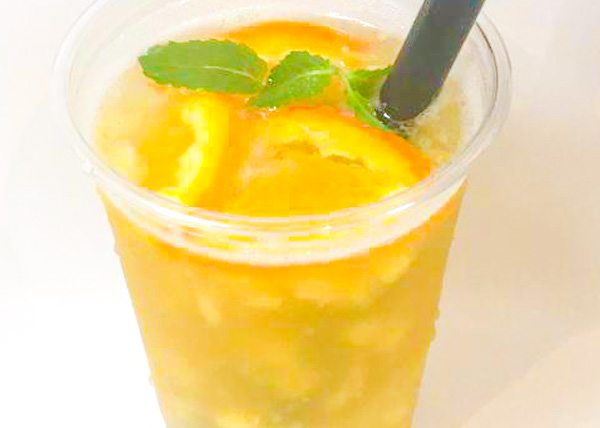 台湾水果茶　パイナップル＋オレンジ